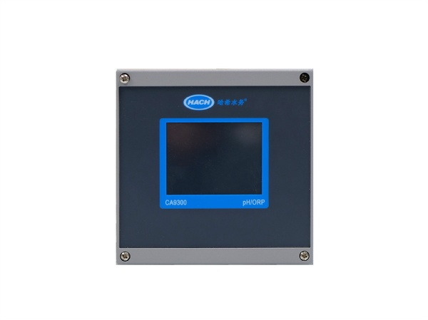 Polymetron 9500 模拟控制器