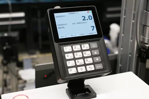 C3 数据显示与控制装置