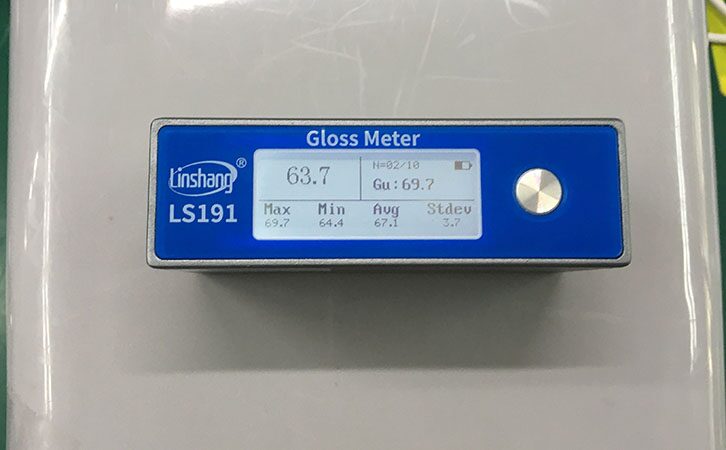 光泽度仪测量塑料光泽