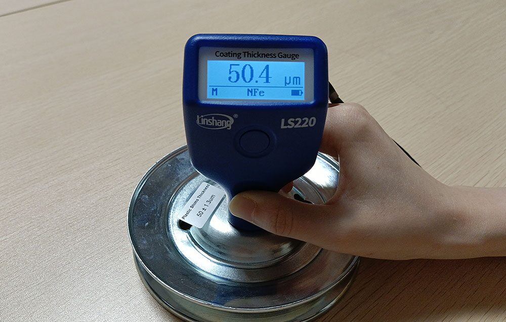 非铁基模式下LS220H对带覆层的工件进行涂层测量,标准片模拟顶部涂层 非铁基模式下LS220H对带覆层的工件进行涂层测量,标准片模拟顶部涂层
