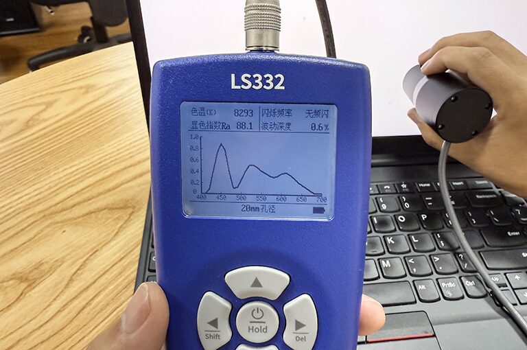 LS332亮度计光谱曲线