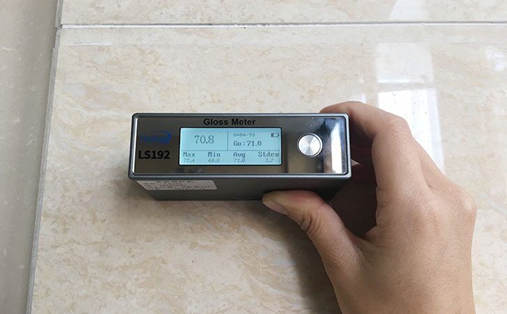 光泽度仪实测瓷砖 光泽度仪实测瓷砖