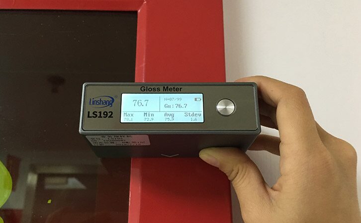 光泽度仪测量粉末涂料光泽度