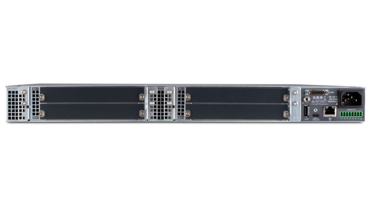 PZ2100A 高密度精密型 SMU 主机（4 插槽，1U） 图4