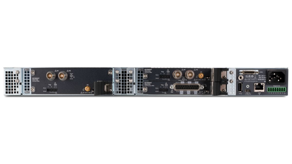 PZ2100A 高密度精密型 SMU 主机（4 插槽，1U） 图5
