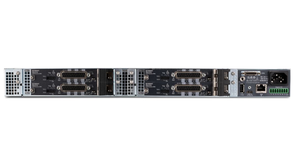 PZ2100A 高密度精密型 SMU 主机（4 插槽，1U） 图6