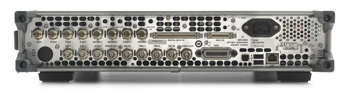 N5182BMXG 系列射频矢量信号发生器，9 kHz 至 6 GHz 图4
