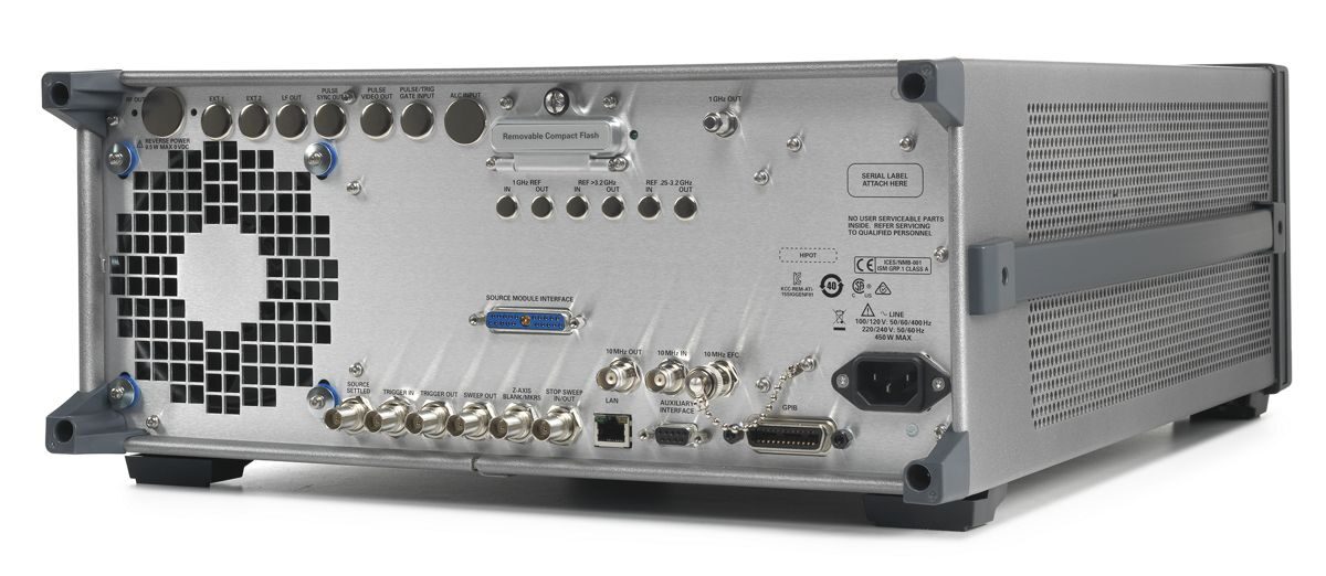 E8257DPSG kHz 至 67 GHz 图7